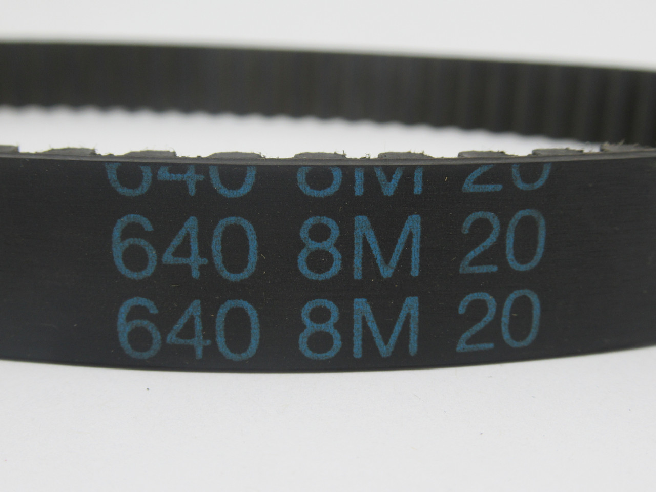 Fenner 640-8M-20 High Torque Timing Belt 640mm L x 20mm W x 8mm P NOP