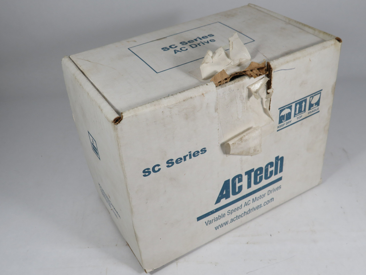 Leeson 174460.00 Adj. Speed AC Drive 1HP .75kW 400/480V 50-60Hz 3Ph DMG BOX NEW