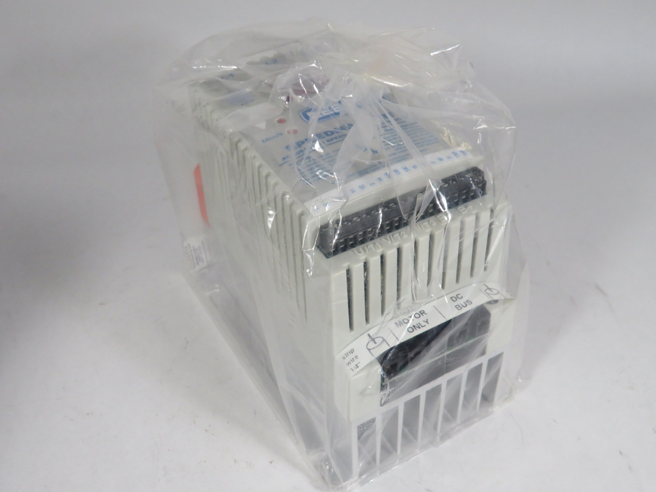 Leeson 174460.00 Adj. Speed AC Drive 1HP .75kW 400/480V 50-60Hz 3Ph DMG BOX NEW