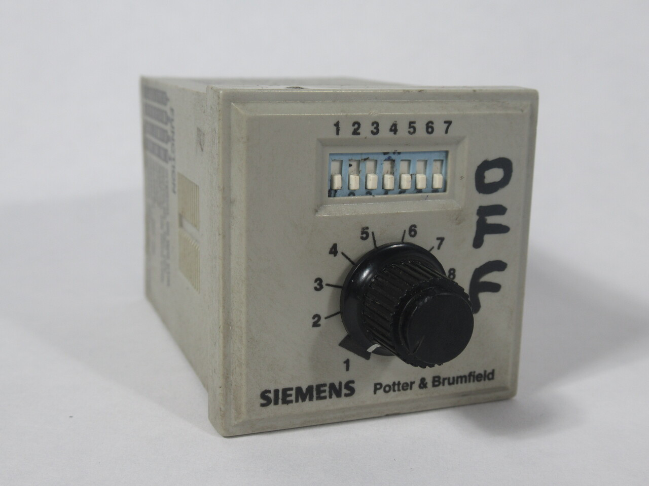 Siemens Potter & Brumfield CNS-35-76 Time-Delay Relay 0.1s to 100m WRITING USED