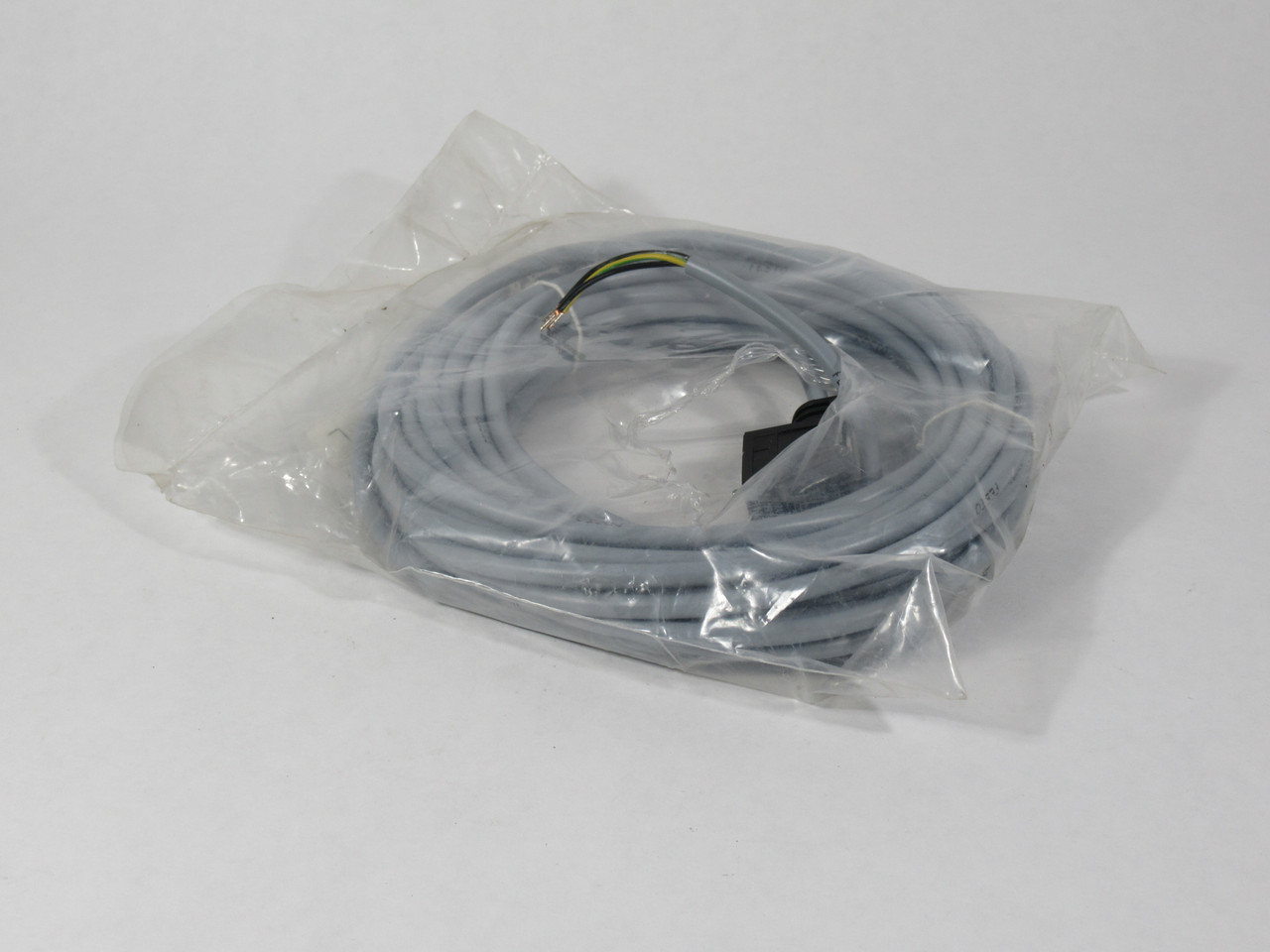 Festo 193458 KMF-1-24-10-LED Plug Socket w/ Cable 10m Length *RIPPED BAG* NWB