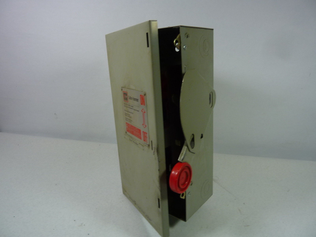 Cutler-Hammer 30-17449-6 Disconnect Switch 60A 600V AC/CA USED
