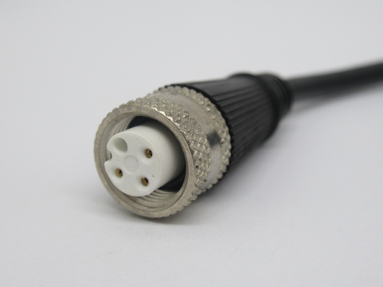 Hubbell MCMS1312 Female Straight Plug Cable 3-Pole 2m *Cut to 1.5m* USED