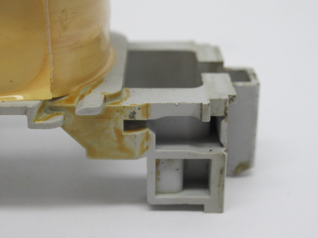 Allen-Bradley TA473 Replacement Coil 110V@50Hz 120V@60Hz *STAINED* USED
