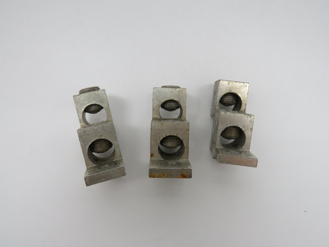 Brumall 300MCM-6 Aluminum Lug Pack of 3 USED
