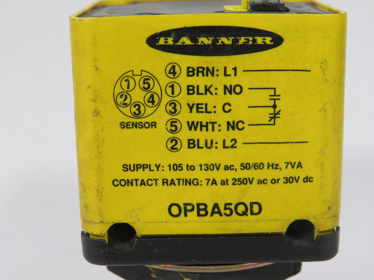 Banner OPBA5QD 27198 Power Block Omni-Beam Photoelectric Sensor *COS WEAR* USED