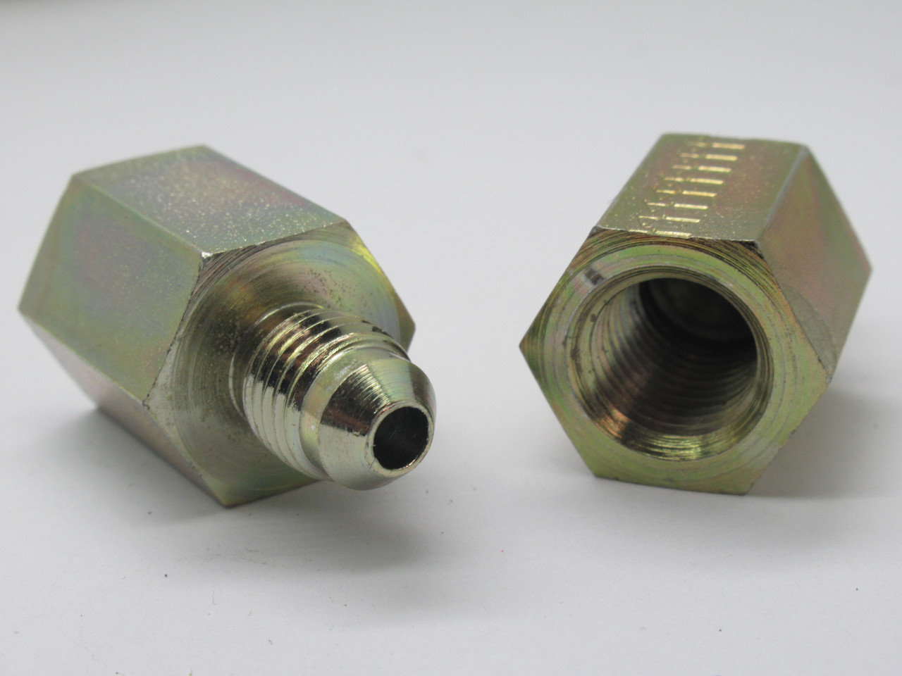 Aeroquip 2022-4-4S Straight Adapter 1/4 Male JIC x 1/4 Female NPT Lot of 21 NOP
