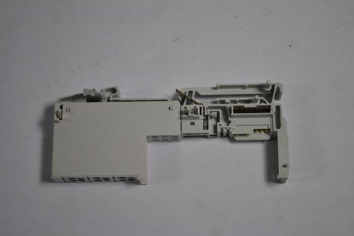 Copper Logic XN-S3S-SBB XI/ON Slice Base Module ! NEW !