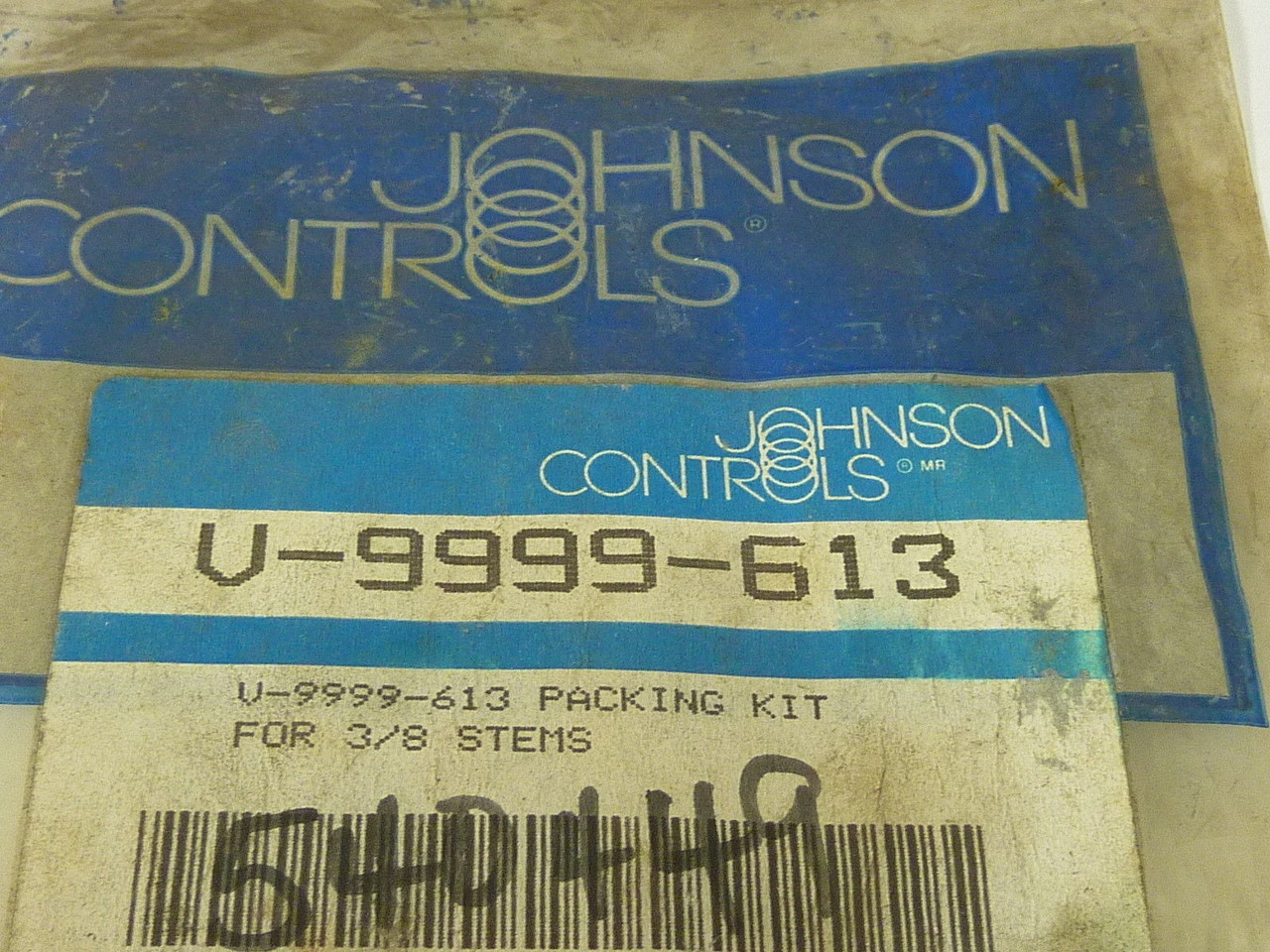 Johnson Controls V-9999-613 Packing Kit for 3/8 Stems ! NEW !