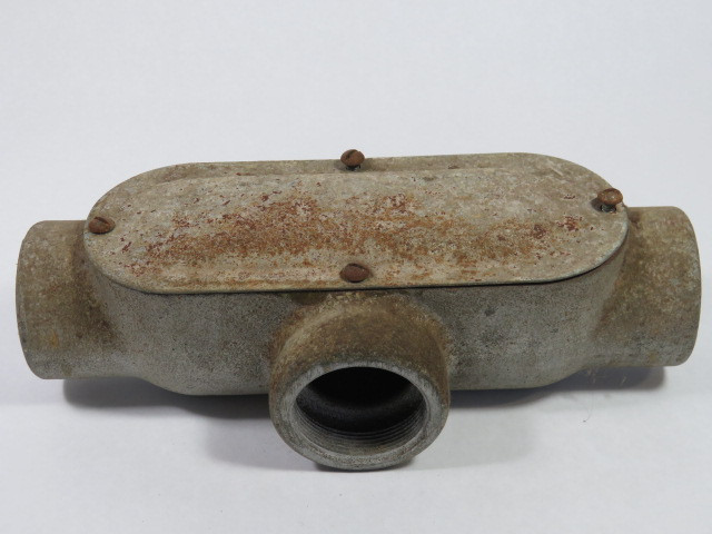 Crouse-Hinds T68 Conduit 2" Form 8 3-Hole 2" NPT Threaded USED