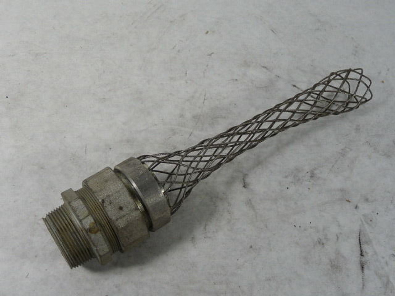 Hubbell Kellems STB150K Flexible Cord Grip Male Sold Individually NEW