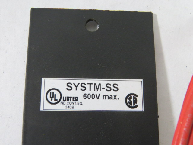 Eaton SYSTM-SS Pilot Device Push Button Kit Start/Stop 600V USED