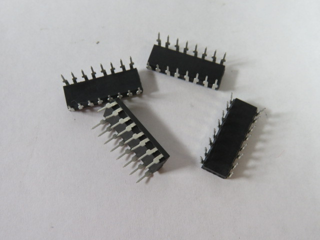 Vishay Optoisolator Transistor 4-CH 16-Dip 5000Vrms Lot Of 4 ! NOP !