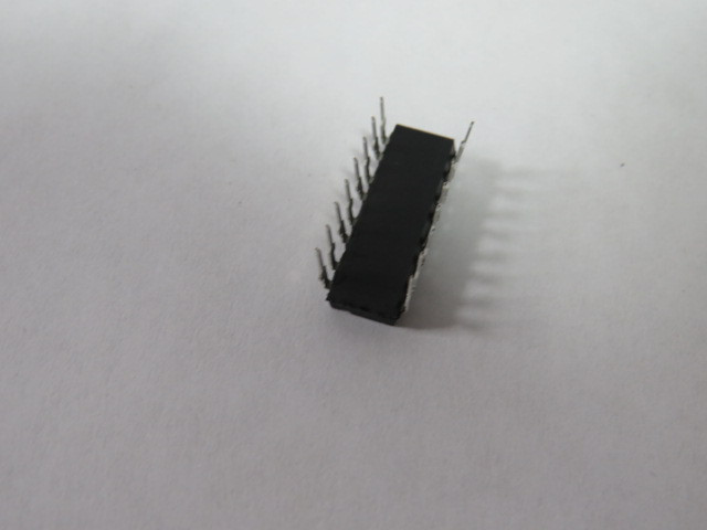 Vishay Optoisolator Transistor 4-CH 16-Dip 5000Vrms Lot Of 4 ! NOP !