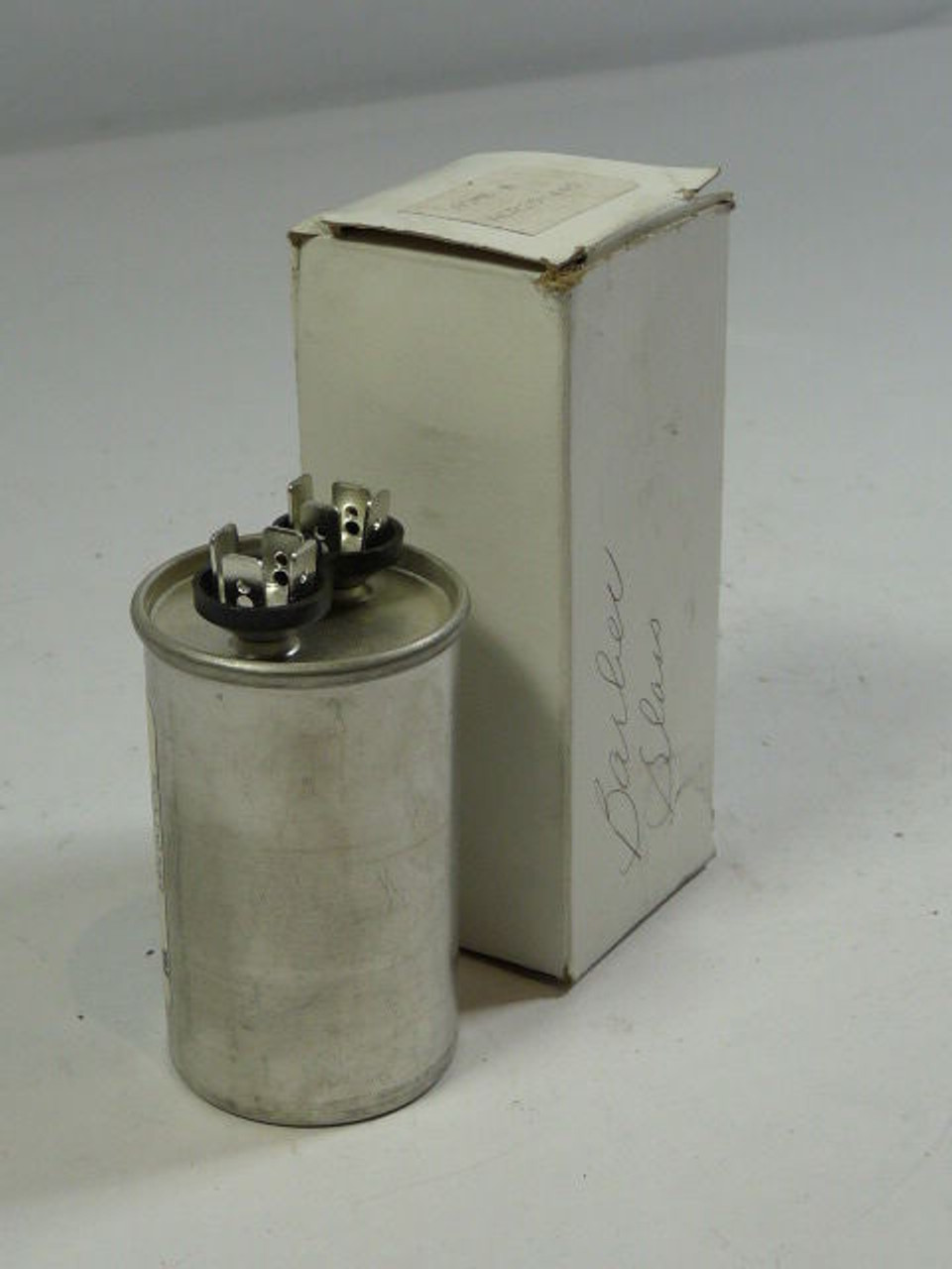 Capacitor RCR20-440 Round 3x1 3/4inche ! NEW !