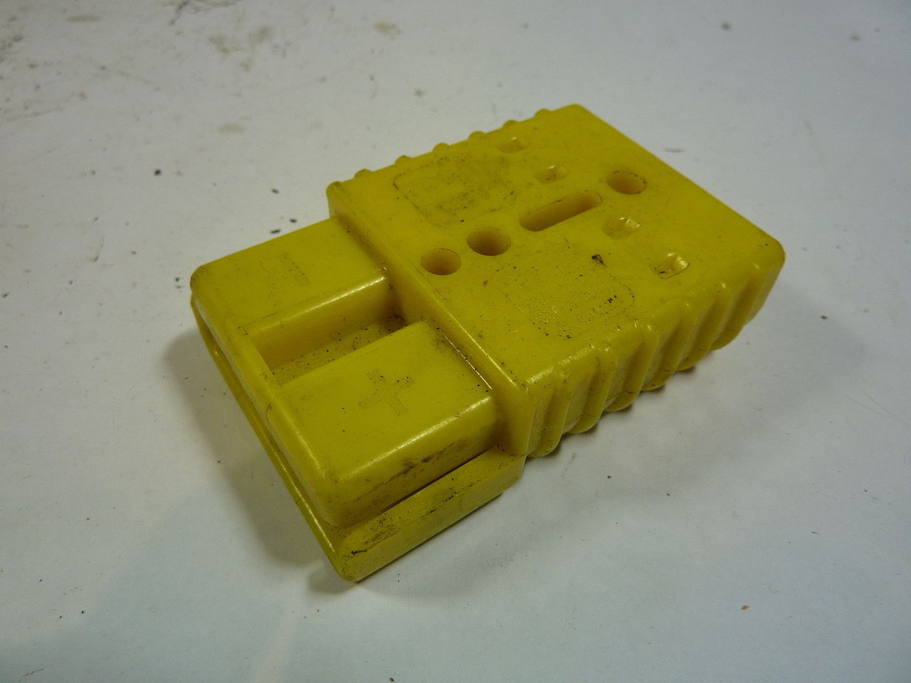 Proconnect SA Connector Enclosure 175 Amp 600VAC USED