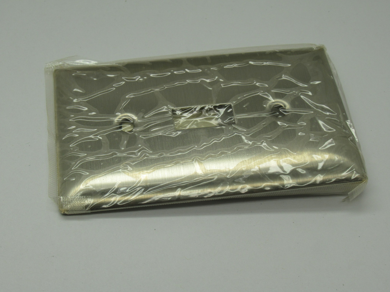 Hubbell S1 Single Gang Toggle Switch Wall Plate 10-Pack  ! NEW !