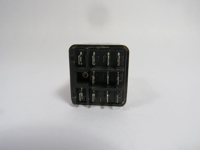 Schrack RM702012 Relay 16 Amp 400 Volt Coil: 12 Volt USED