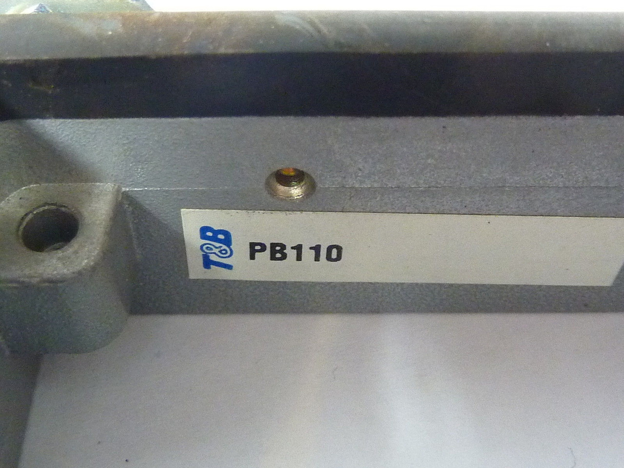 Thomas & Betts PB110 Base Panel Mount USED