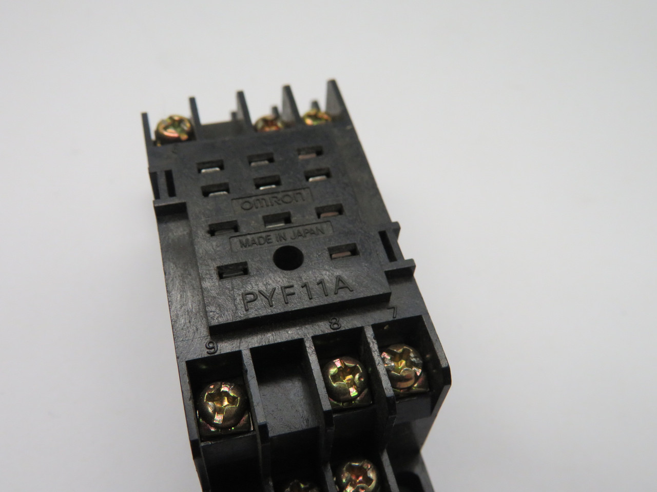 Omron PYF11A 11Pin Relay Socket .5A 250V USED