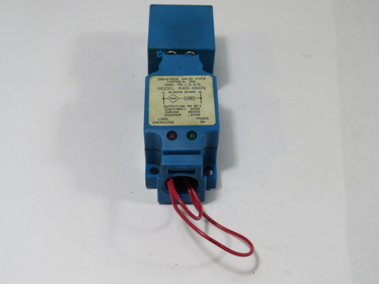 ISSC R40-A605 Proximity Switch 90-250VAC 50/60Hz *Cosmetic Damage* USED