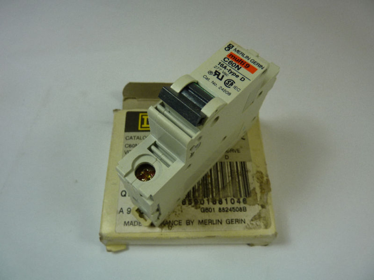 Square D MG24508 Breaker 16 Amp 277V ! NEW !