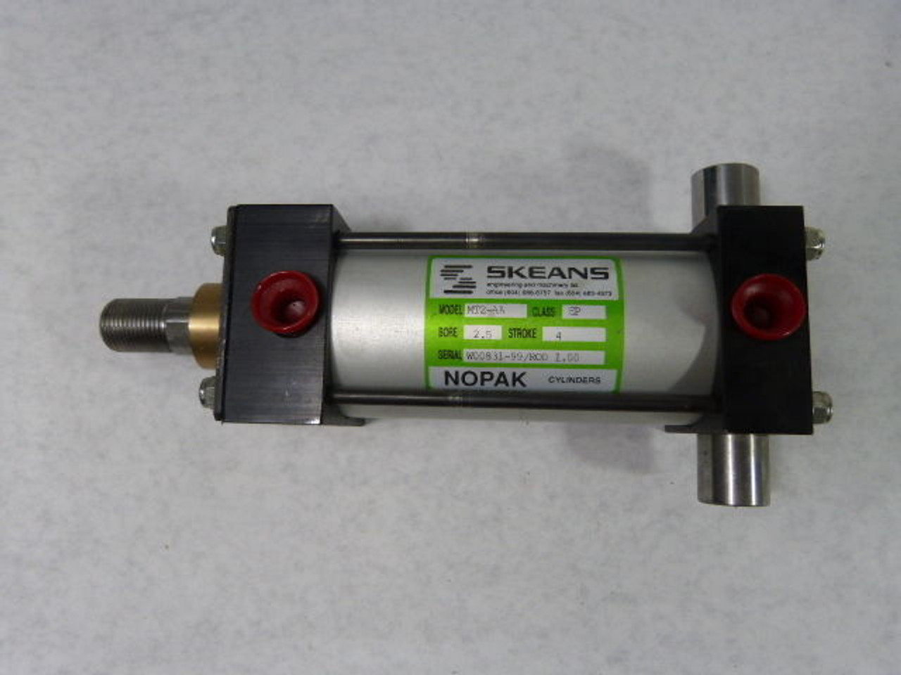 Skeans / Nopak MT2-AA Pneumatic Cylinder 2.5" Bore 4" Stroke USED