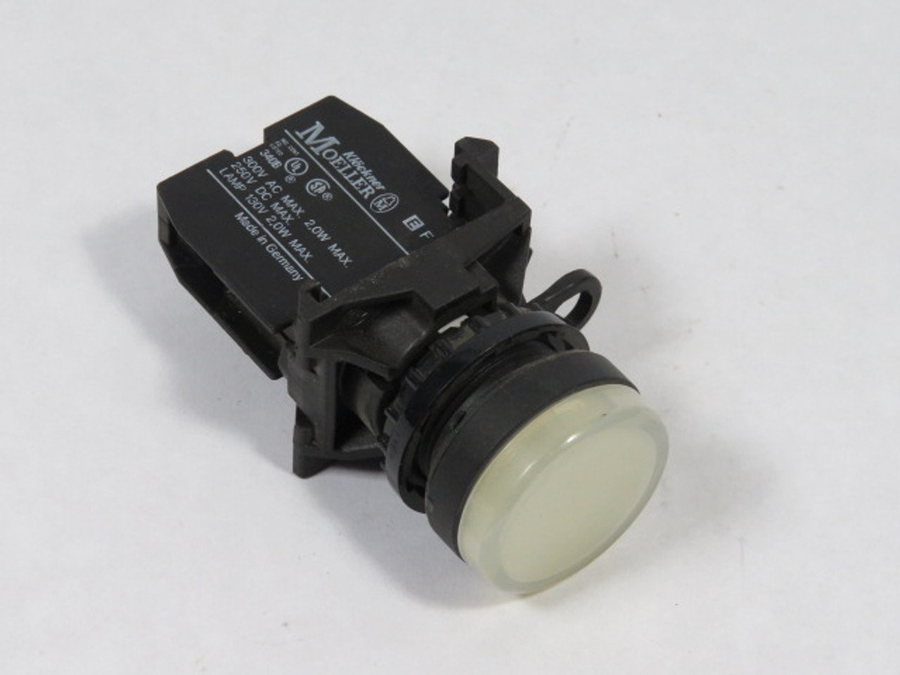 Klockner-Moeller M22-LED230H-W Pilot Light LED 300VAC 2W White USED