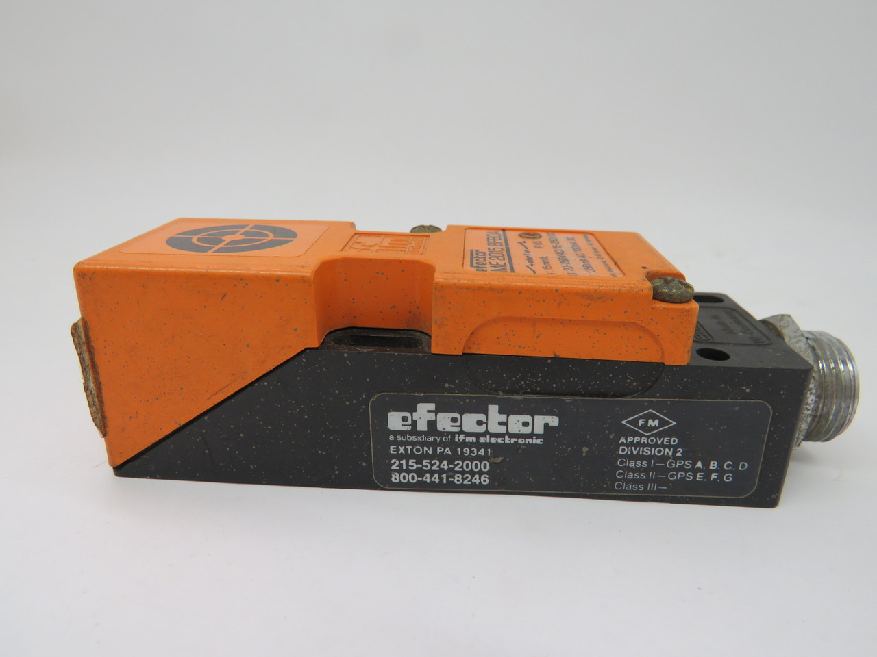 Efector IME2015BFBOA IM0011 Proximity Switch 20-250VAC 15mm COSMETIC WEAR USED