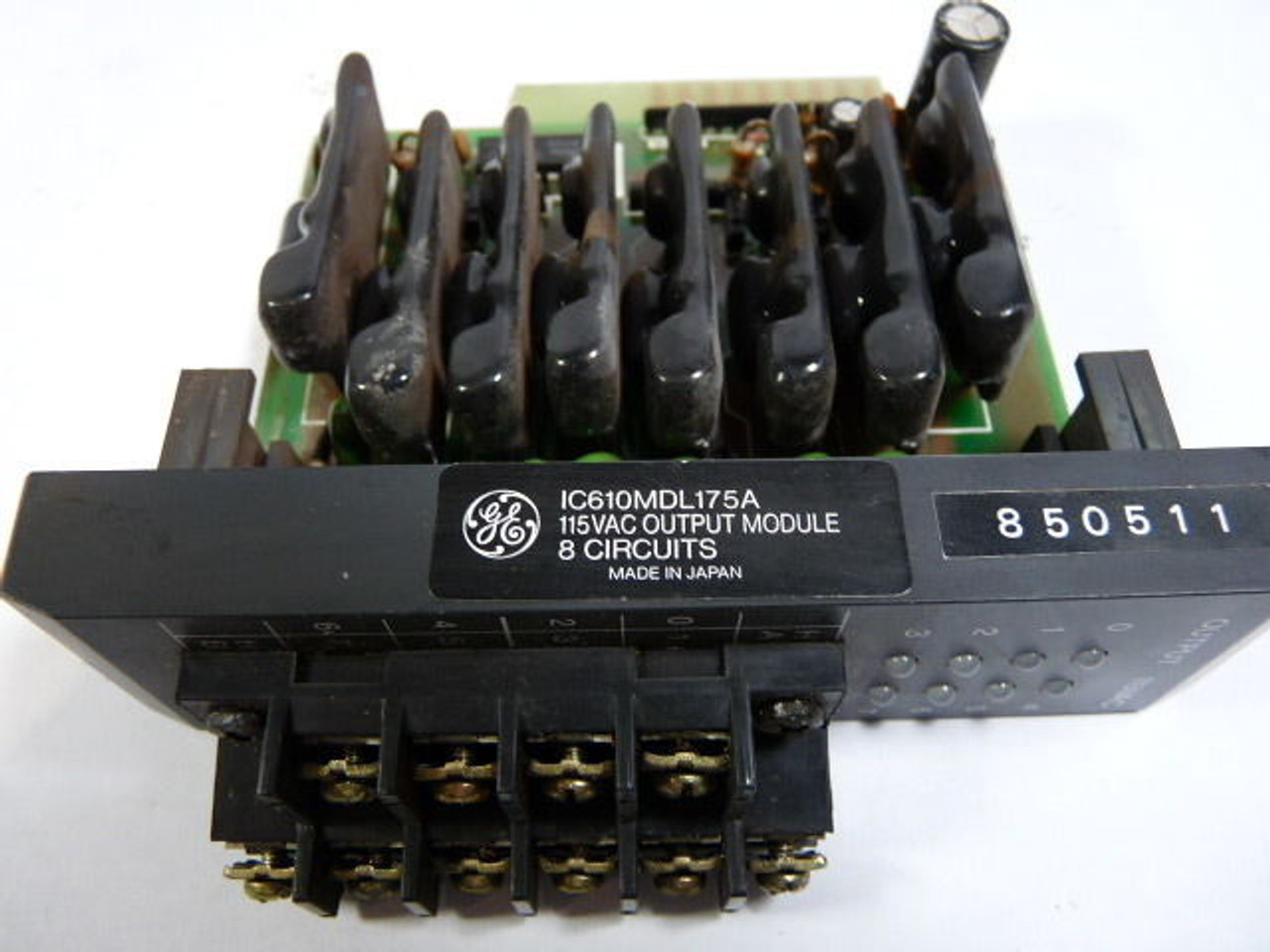 GE Fanuc IC610MDL175A Output Module 115/230VAC USED