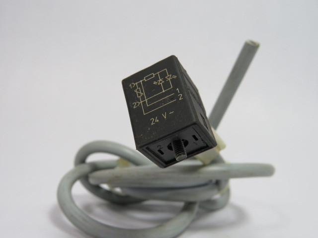 Festo KME-1-24-5-LED Solenoid Cable Connector 24V W/ LED USED