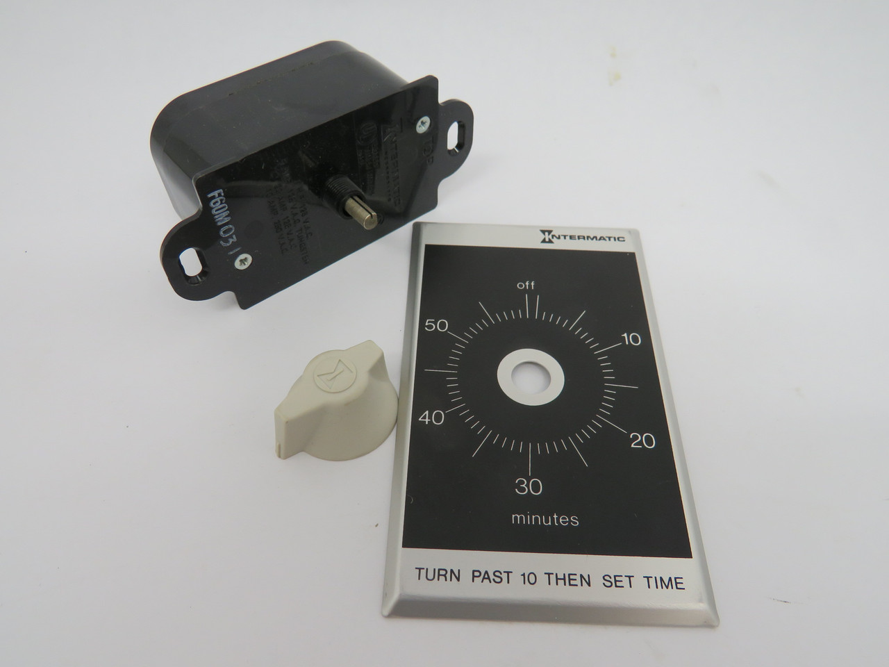 Intermatic F60M70 Spring Wound Countdown Timer 60Mins NO MOUNTING HARDWARE NEW