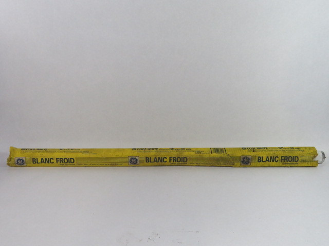 General Electric F30T12/CW/RS/PM Fluorescent Cool White Lamp 36" Long 30W NEW