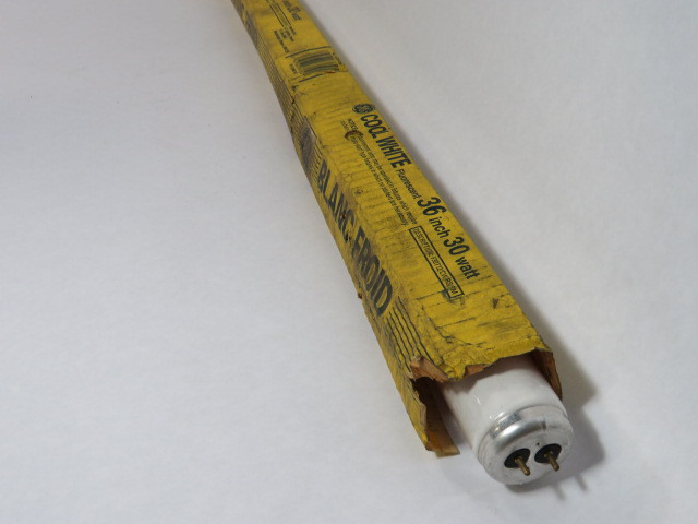 General Electric F30T12/CW/RS/PM Fluorescent Cool White Lamp 36" Long 30W NEW