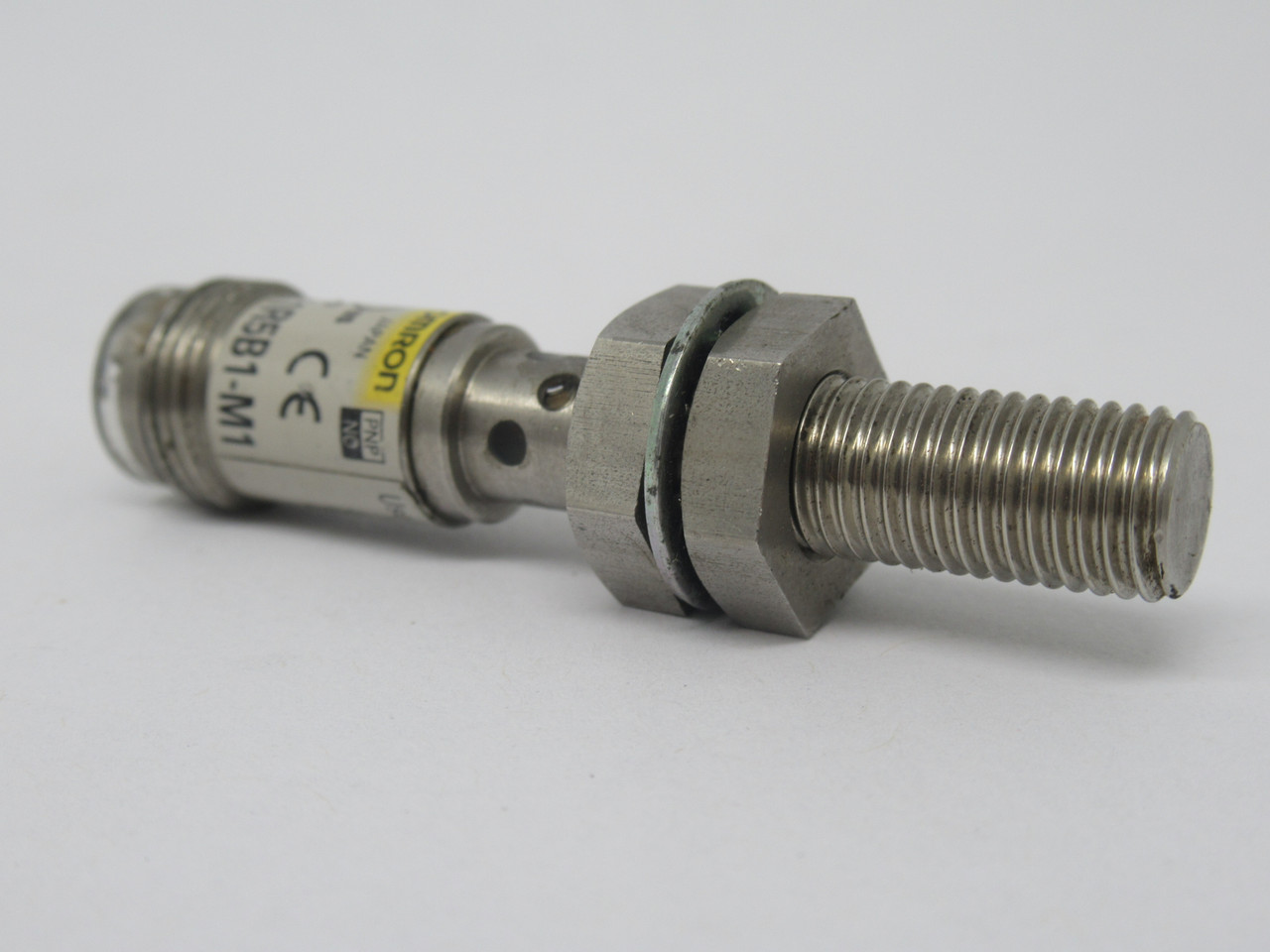 Omron E2FM-X1R5B1-M1 All-Stainless Housing DC Proximity Sensor 1.5mm Range USED