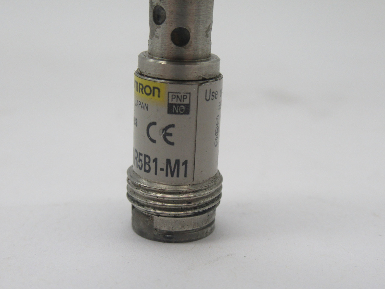 Omron E2FM-X1R5B1-M1 All-Stainless Housing DC Proximity Sensor 1.5mm Range USED