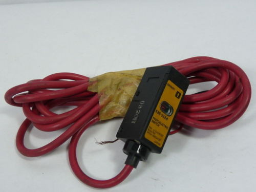 Omron E3S-2LE4 Photoelectric Light Source USED
