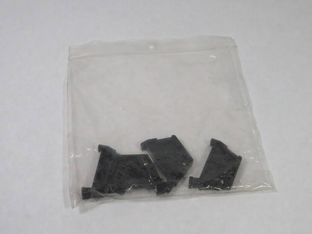 Cabur BT/3 End Bracket Lot of 4 BLACK USED
