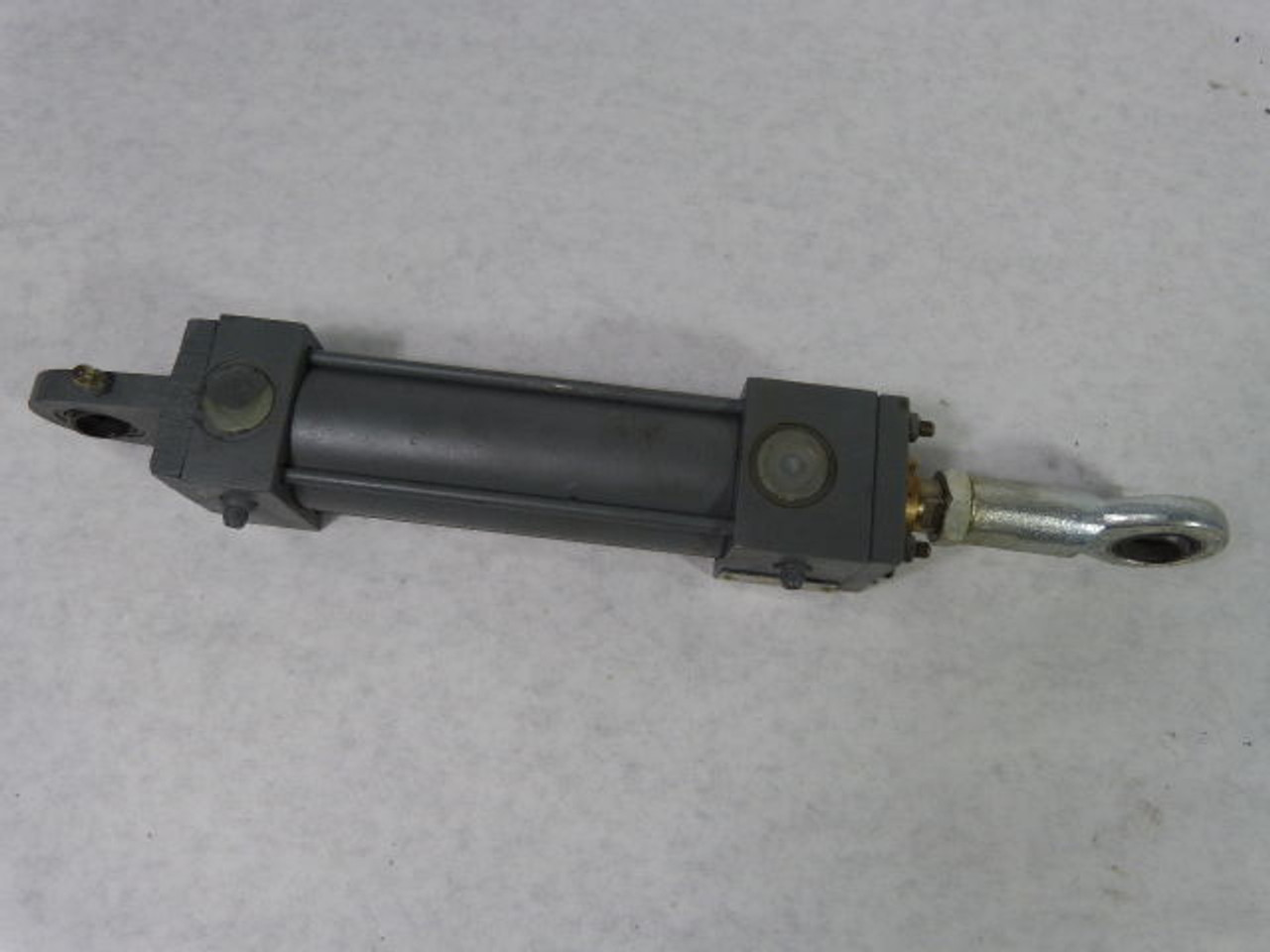 Rexroth CD70B40/18-100Z11/01HFDM11A Hydraulic Cylinder USED