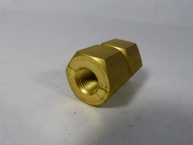 Cajon B-8-HRCO-4 Medium Pressure Tube Fitting ! NOP !