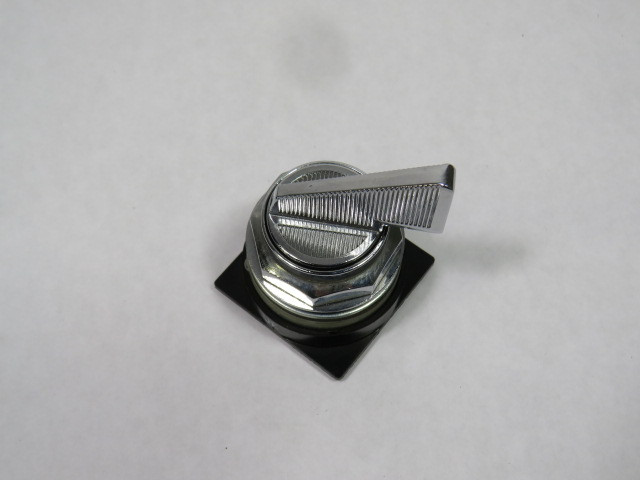 General Electric CR104PSM32 Selector Switch 3 Pos. 30.5mm 600V 10A USED