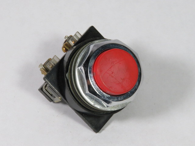 General Electric CR104PBG01R2 Push Button 1NC Red Extended Head USED
