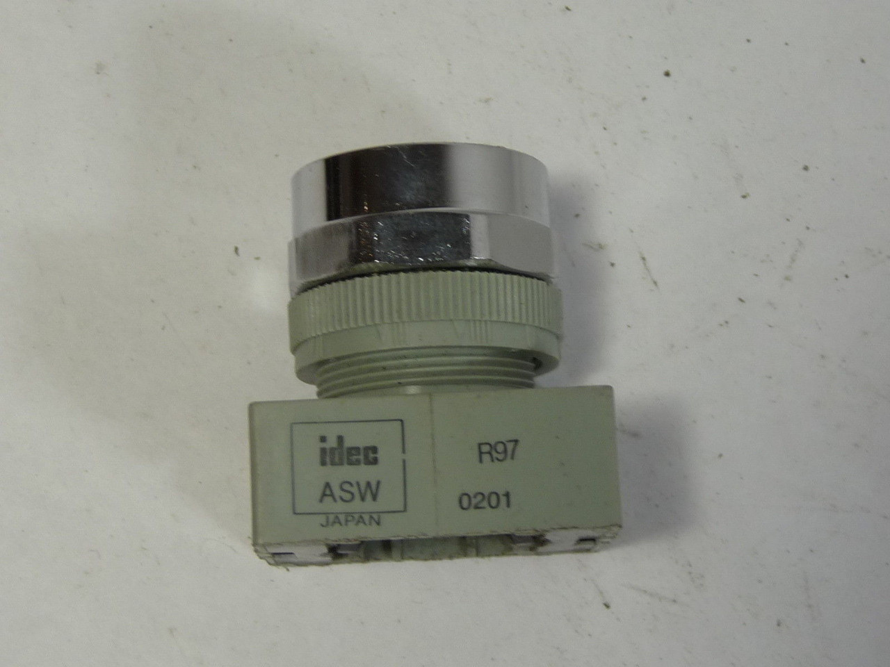 IDEC ASW-0201 Selector Switch 2 Position No Knob USED