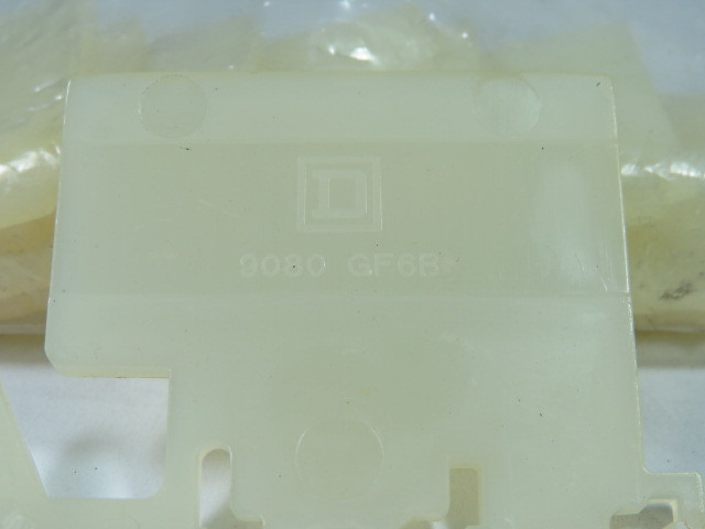 Square D 9080-GF6B Terminal Block End Plate Lot of 8 CLEAR USED