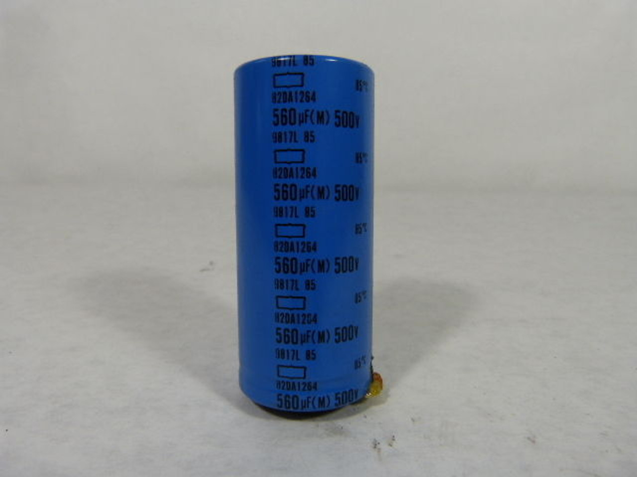 Nippon 82DA1264/9817L 85 Capacitor 560uf 500V USED
