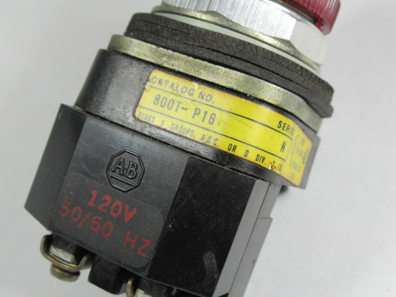Allen-Bradley 800T-P16R Series N Pilot Light 120VAC 50/60Hz Red Lens USED