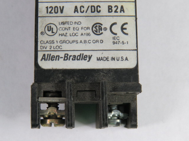 Allen-Bradley 800T-RS10 Series T Pilot Light 120VAC No Cap USED