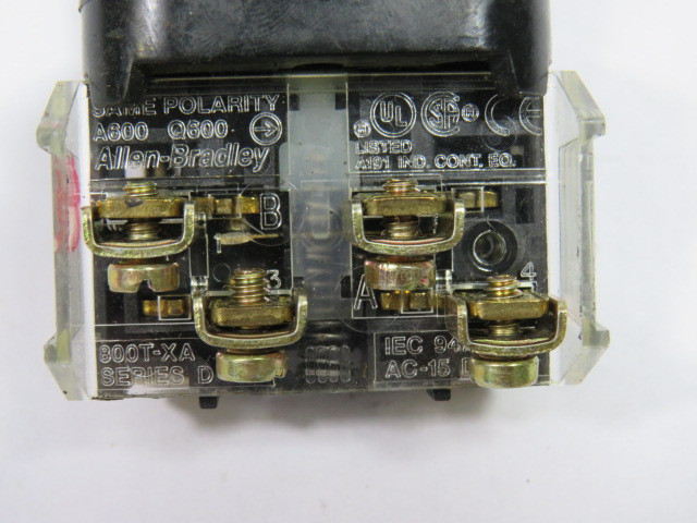 Allen-Bradley 800T-A6A Series B Push Button Red Flush Head 1NO 1NC USED