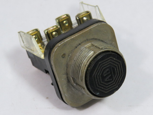 Allen-Bradley 800T-A2A Series A Push Button 1NO 1NC Black Flush Head USED