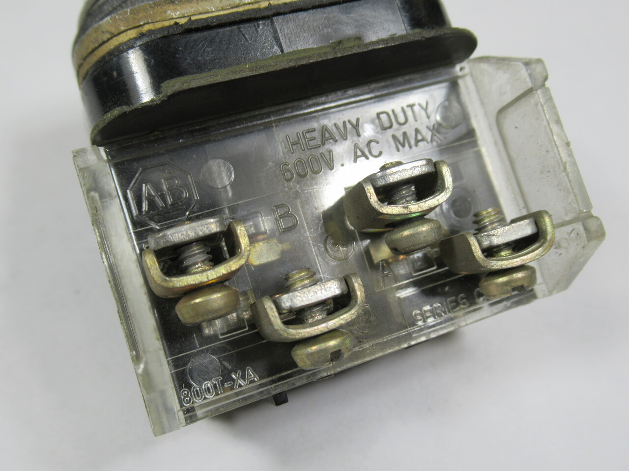 Allen-Bradley 800T-A2A Series A Push Button 1NO 1NC Black Flush Head USED